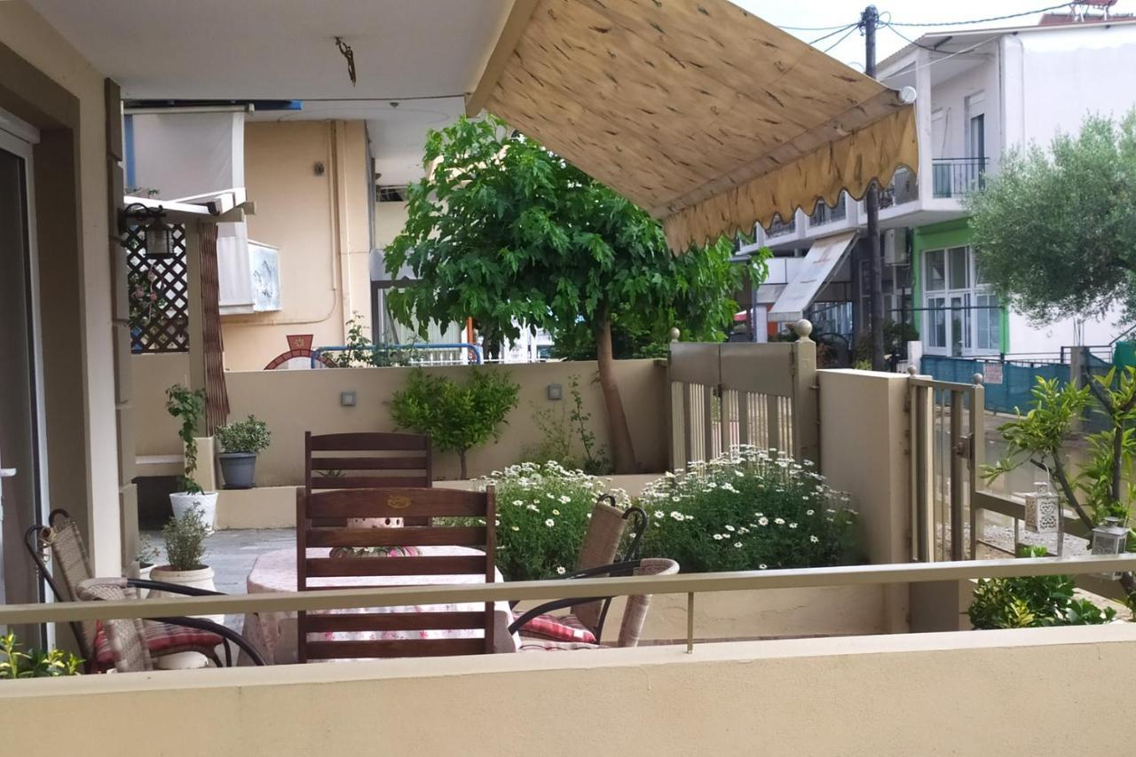 Ofrinio Central Apartments ภายนอก รูปภาพ