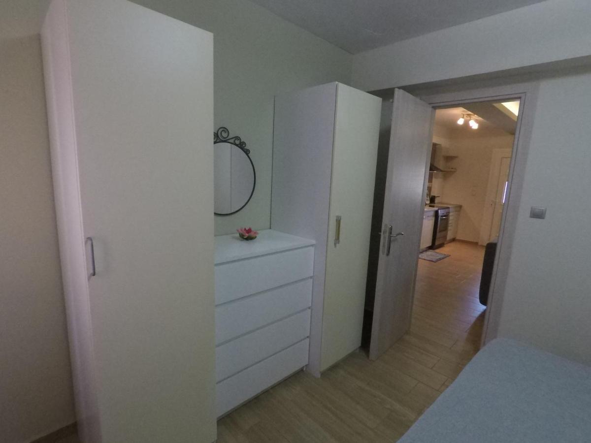 Ofrinio Central Apartments ภายนอก รูปภาพ