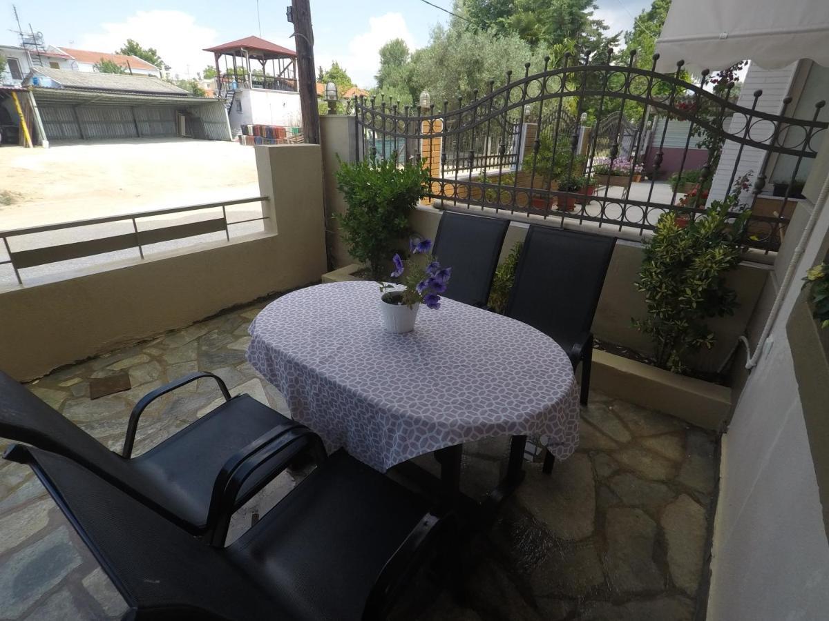 Ofrinio Central Apartments ภายนอก รูปภาพ