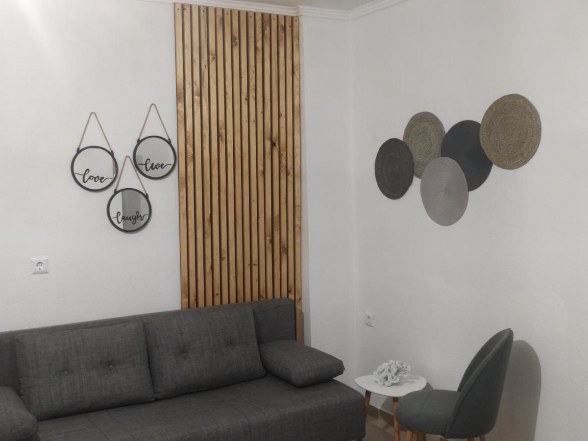 Ofrinio Central Apartments ภายนอก รูปภาพ